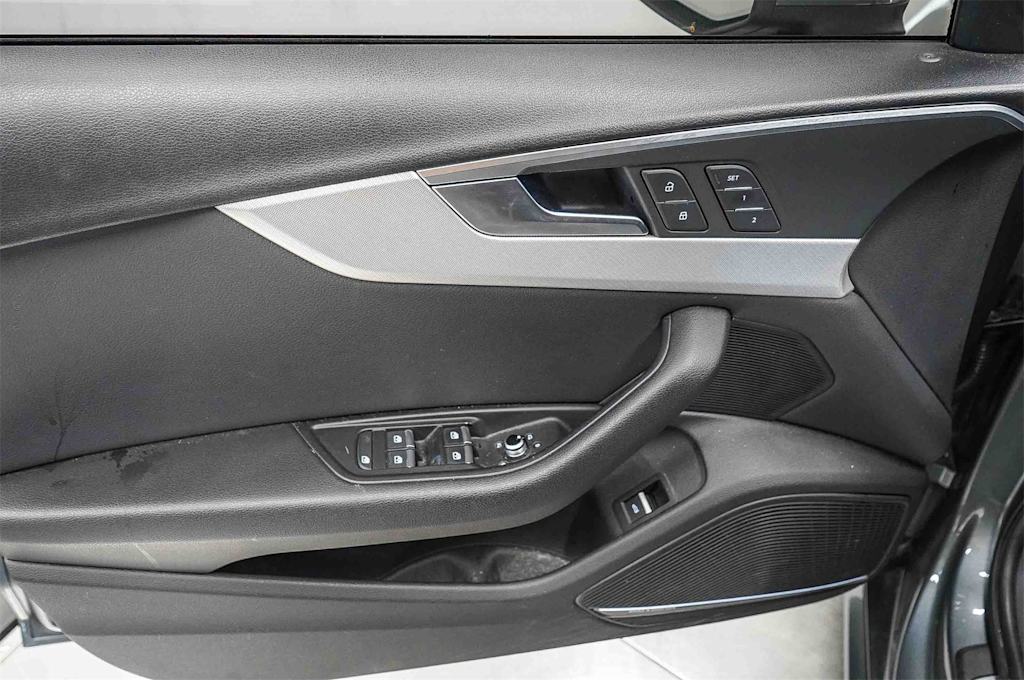 Thumbnail: 2017 Audi A4 - 26