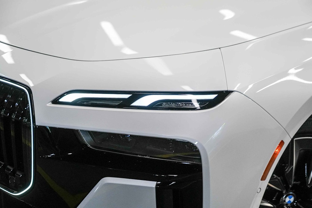 Thumbnail: 2025 BMW 7 Series - 15