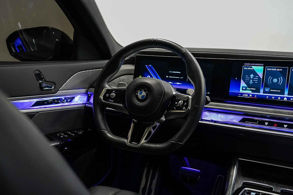 Thumbnail: 2024 BMW 7 Series - 12