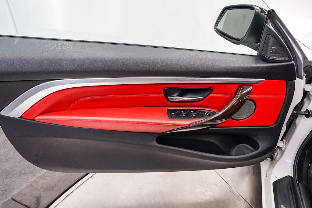 Thumbnail: 2015 BMW 4 Series - 27