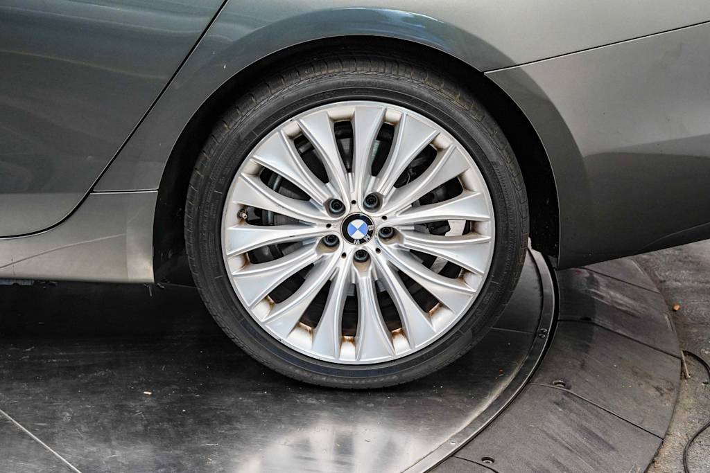 Thumbnail: 2017 BMW 5 Series - 21
