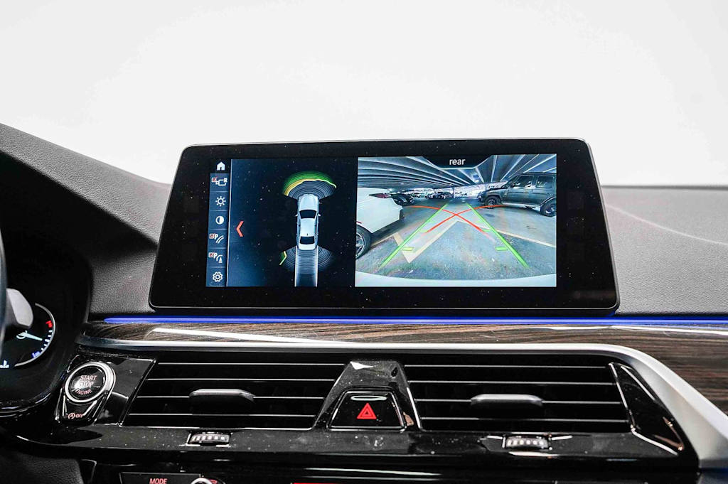 Thumbnail: 2017 BMW 5 Series - 15