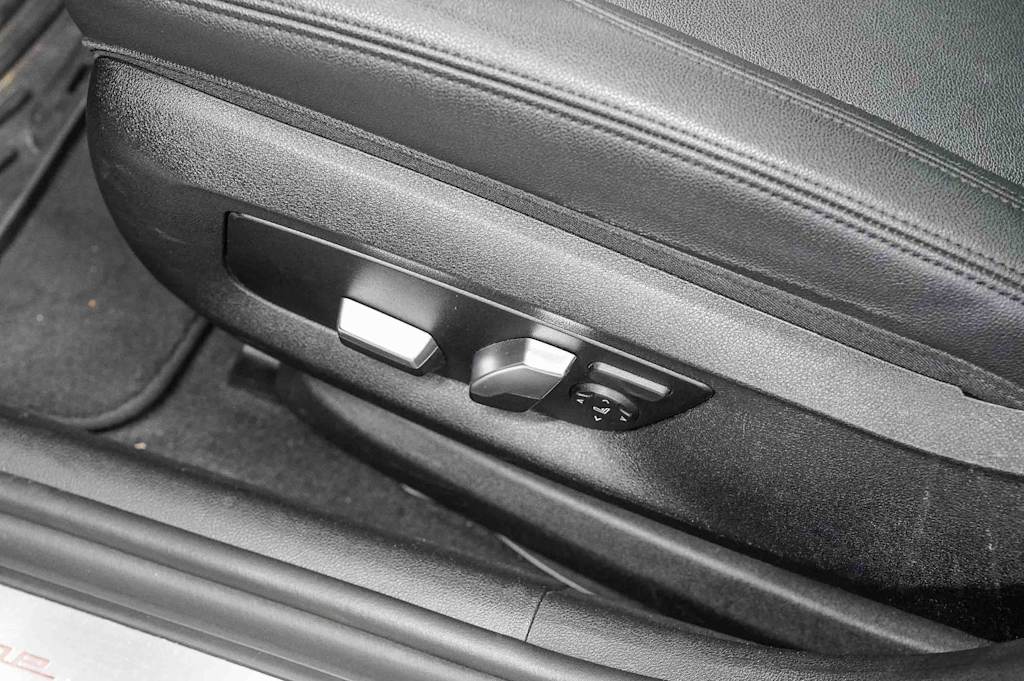 Thumbnail: 2017 BMW 5 Series - 27