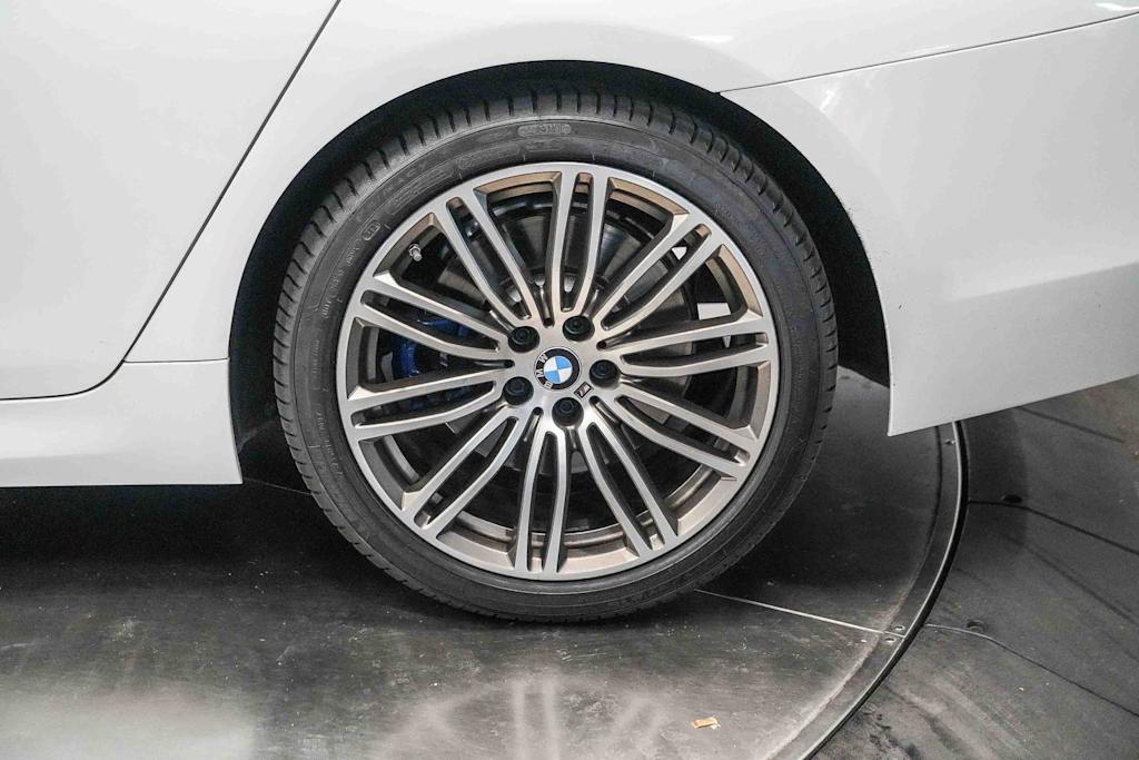 Thumbnail: 2018 BMW 5 Series - 21