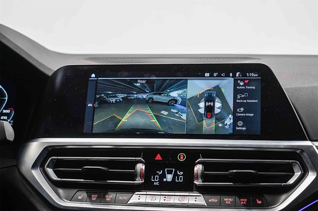 Thumbnail: 2021 BMW M3 - 24