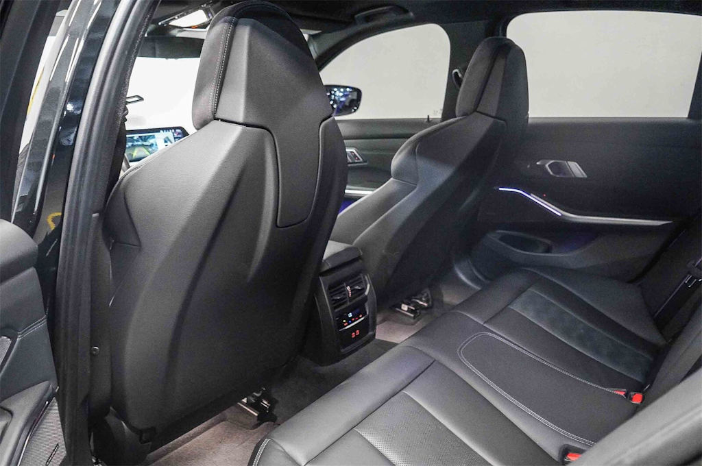 Thumbnail: 2021 BMW M3 - 11