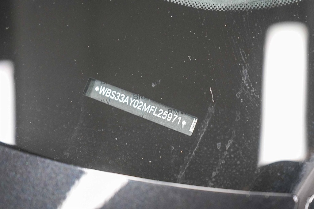 Thumbnail: 2021 BMW M3 - 17