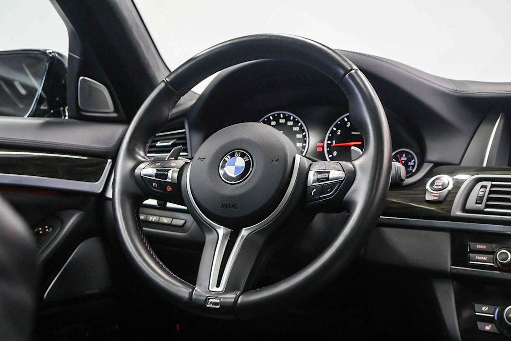 2013 BMW M5  11