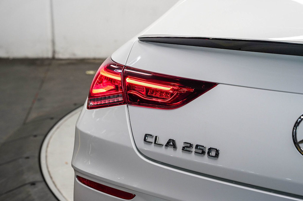 Thumbnail: 2020 Mercedes-Benz CLA - 6