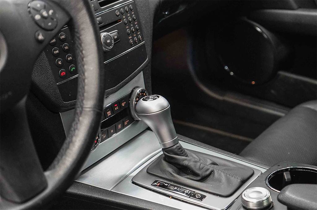 Thumbnail: 2008 Mercedes-Benz C-Class - 14