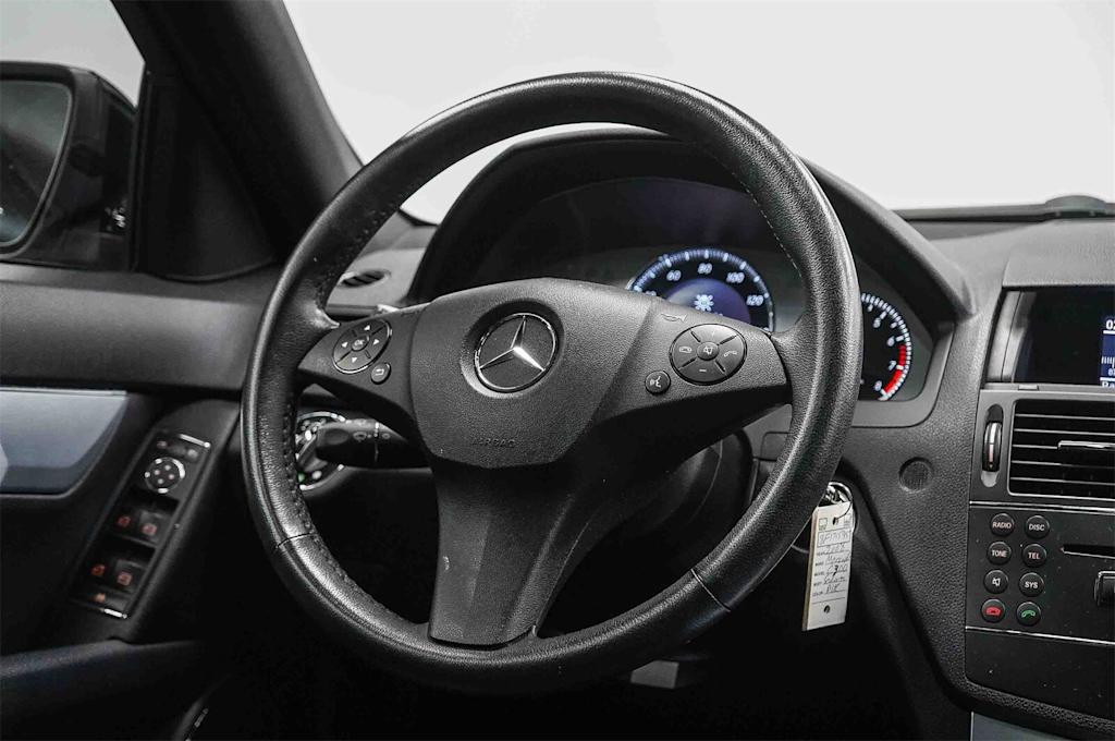 Thumbnail: 2008 Mercedes-Benz C-Class - 11