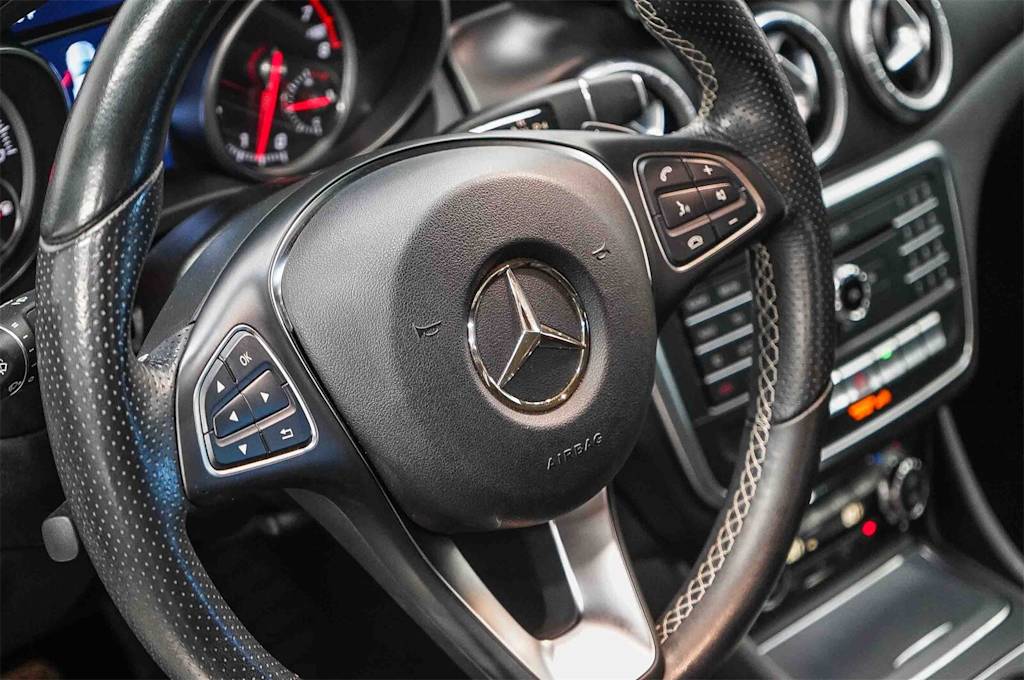 Thumbnail: 2018 Mercedes-Benz CLA - 23