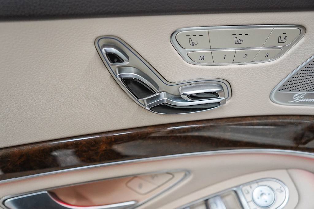 Thumbnail: 2017 Mercedes-Benz S-Class - 23