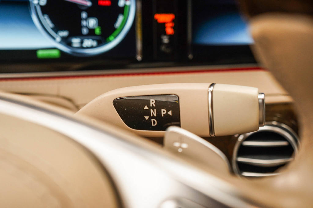 Thumbnail: 2017 Mercedes-Benz S-Class - 21