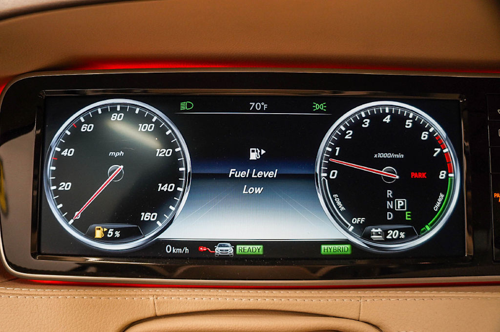 Thumbnail: 2017 Mercedes-Benz S-Class - 13