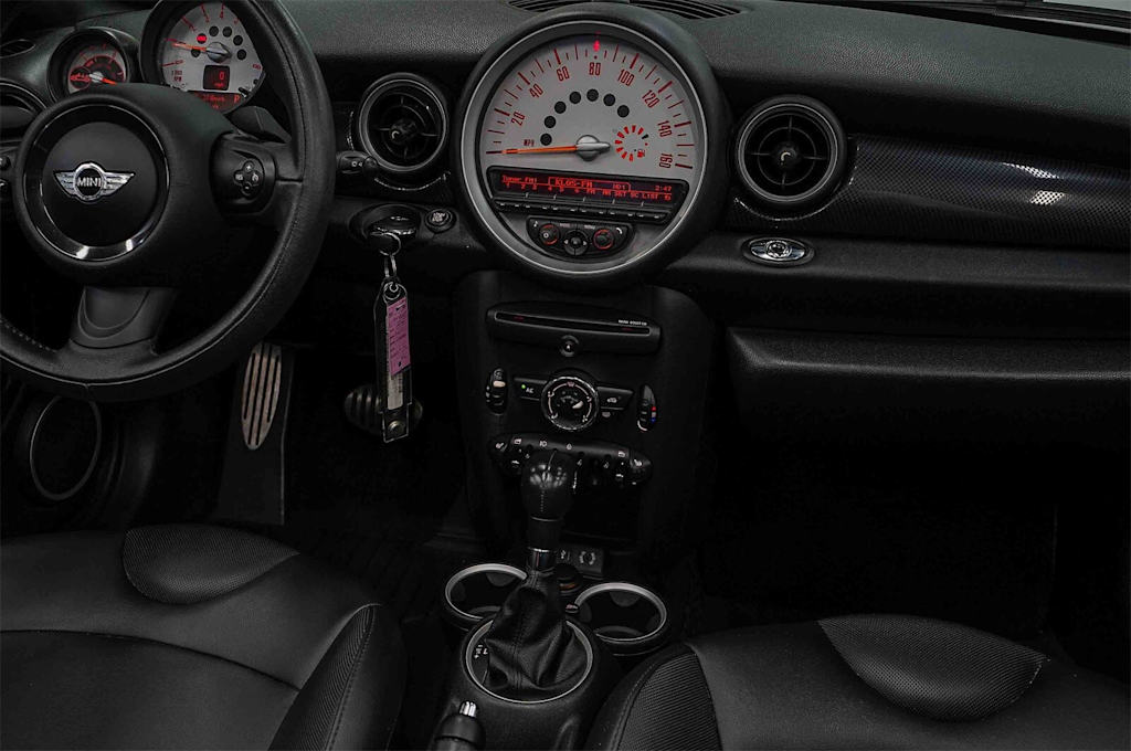 Thumbnail: 2014 MINI Cooper - 9