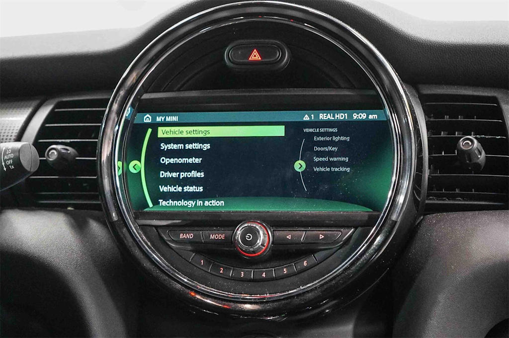 Thumbnail: 2019 MINI Cooper - 15