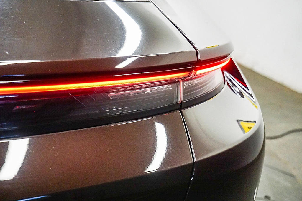 Thumbnail: 2021 Porsche Taycan - 5