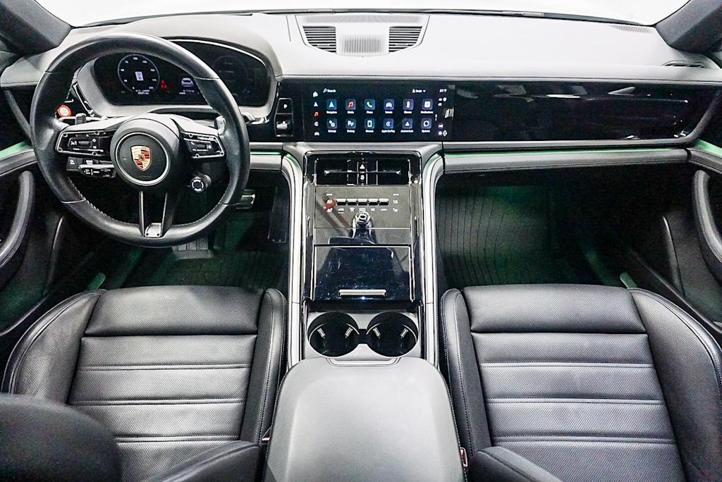 Thumbnail: 2024 Porsche Panamera - 2