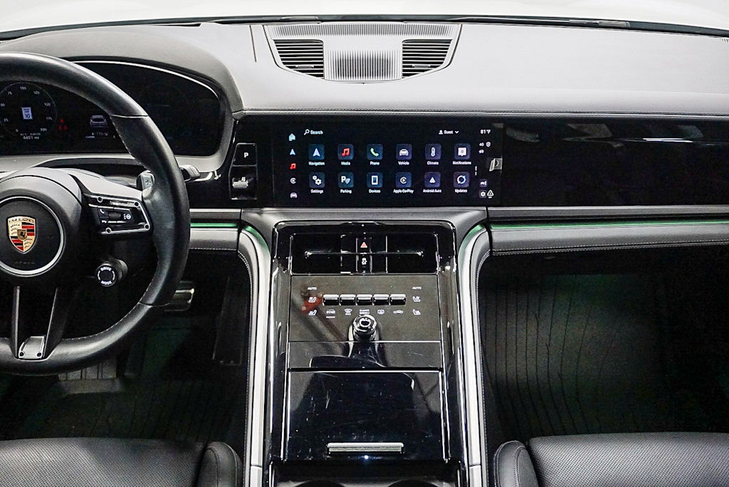 Thumbnail: 2024 Porsche Panamera - 9