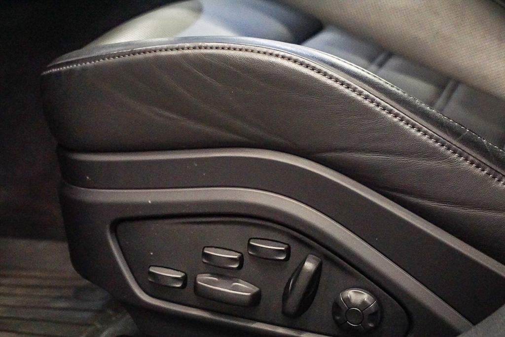 Thumbnail: 2024 Porsche Panamera - 27