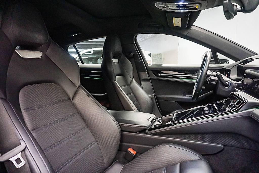 Thumbnail: 2024 Porsche Panamera - 10