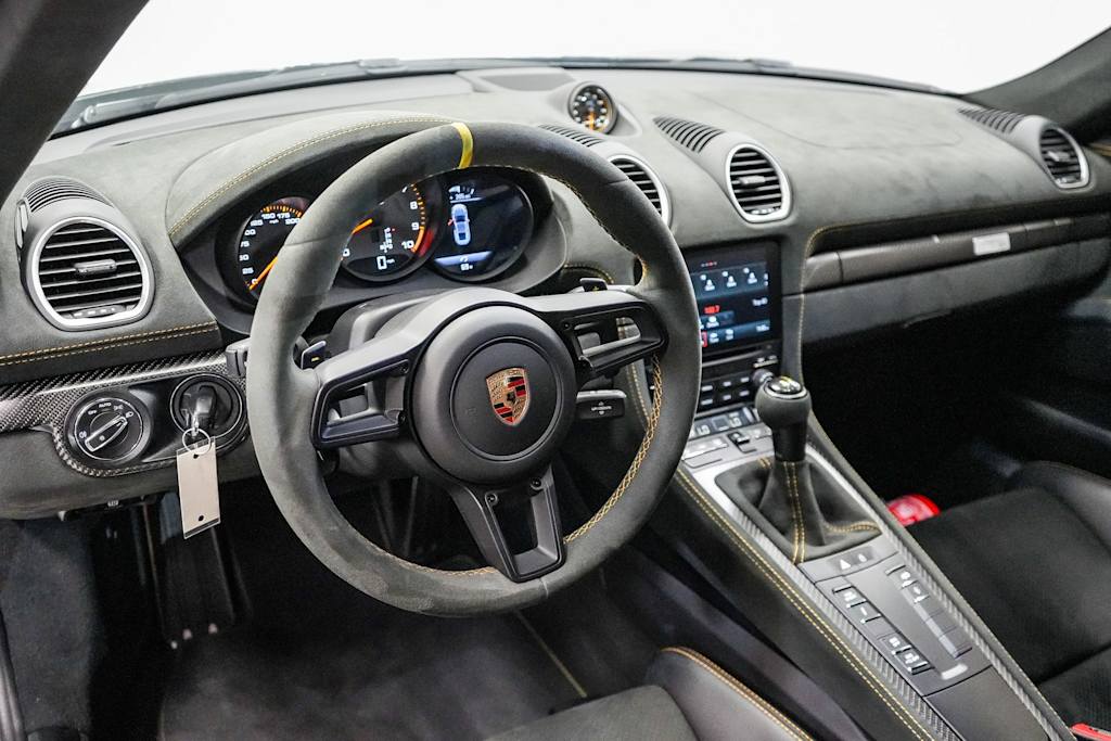 2023 Porsche 718 Cayman GT4 RS 9