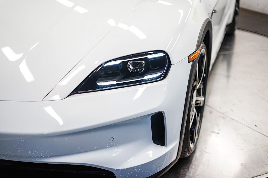 Thumbnail: 2025 Porsche Taycan - 5