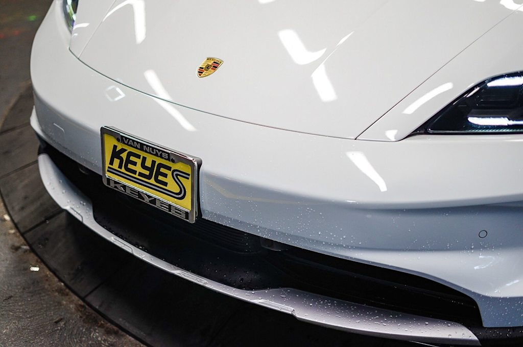 Thumbnail: 2025 Porsche Taycan - 21