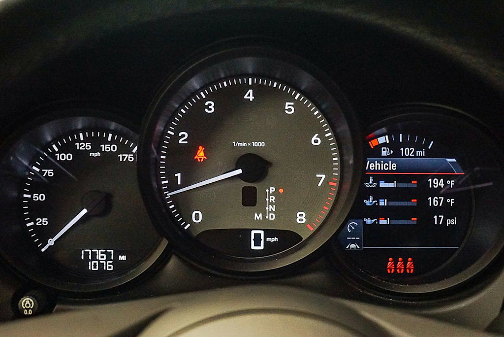 Thumbnail: 2023 Porsche Macan - 13