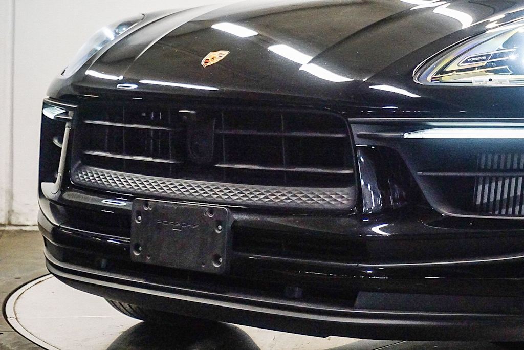 Thumbnail: 2023 Porsche Macan - 19