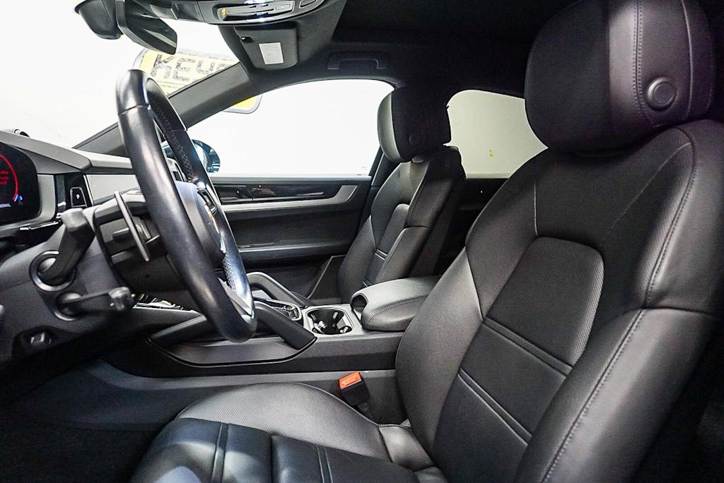 Thumbnail: 2024 Porsche Cayenne - 10