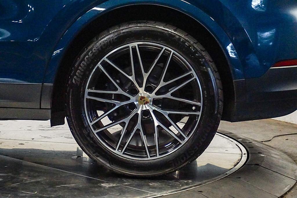 Thumbnail: 2024 Porsche Cayenne - 22