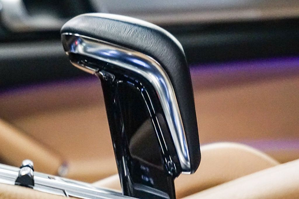 Thumbnail: 2022 Porsche Cayenne - 15