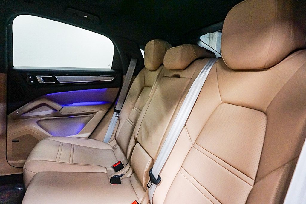 Thumbnail: 2022 Porsche Cayenne - 12