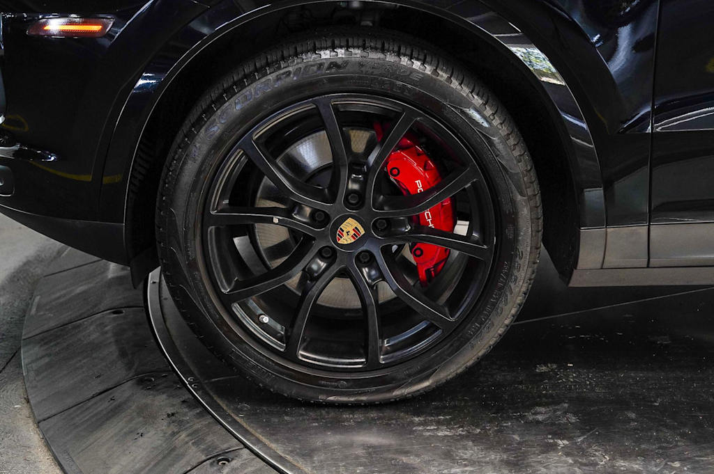 Thumbnail: 2021 Porsche Cayenne - 7