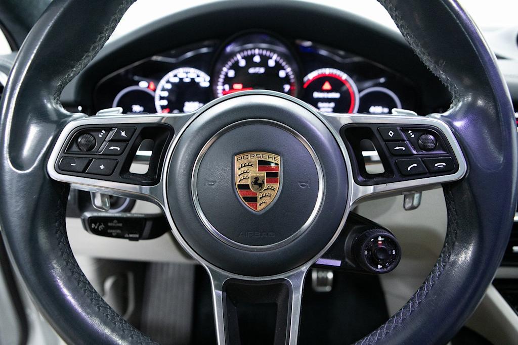 Thumbnail: 2023 Porsche Cayenne - 11