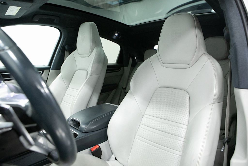 Thumbnail: 2023 Porsche Cayenne - 8