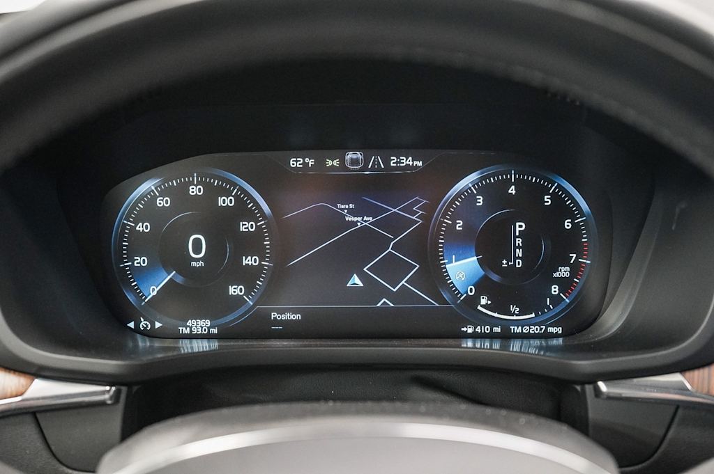 Thumbnail: 2021 Volvo XC60 - 17