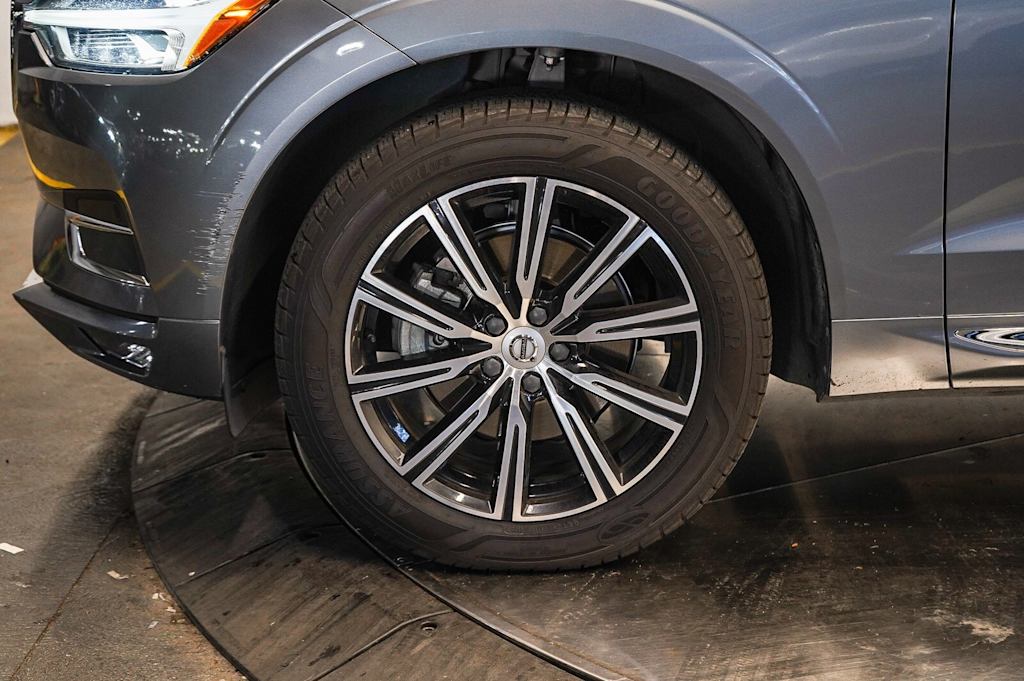 Thumbnail: 2021 Volvo XC60 - 7