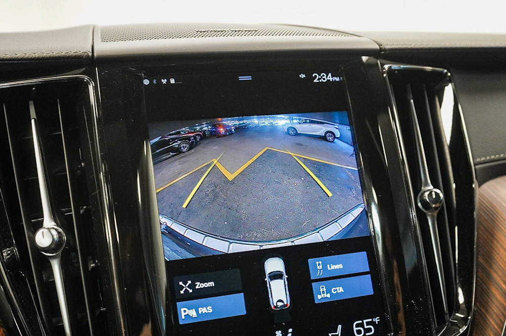 Thumbnail: 2021 Volvo XC60 - 27