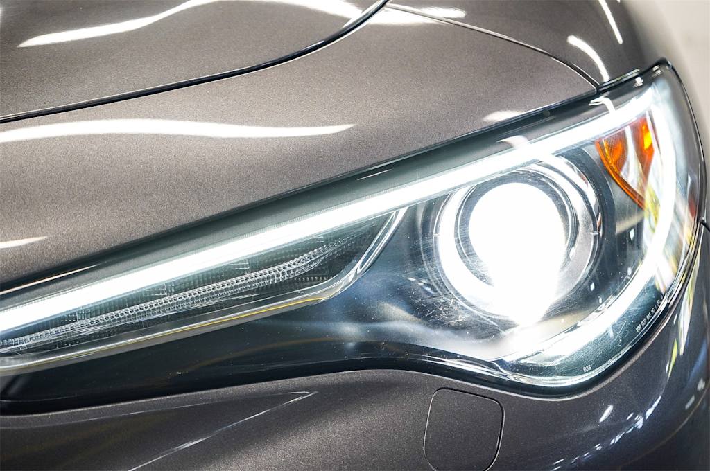 Thumbnail: 2022 Alfa Romeo Stelvio - 21