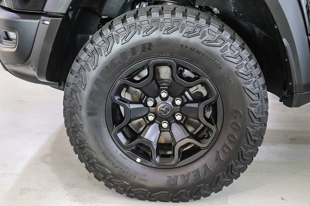 Thumbnail: 2026 RAM 1500 - 7