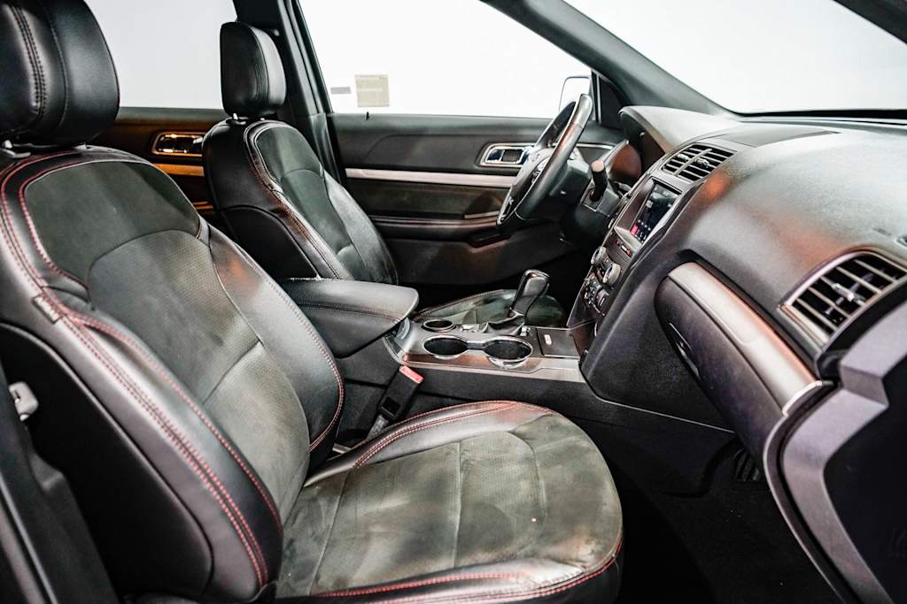 Thumbnail: 2019 Ford Explorer - 9