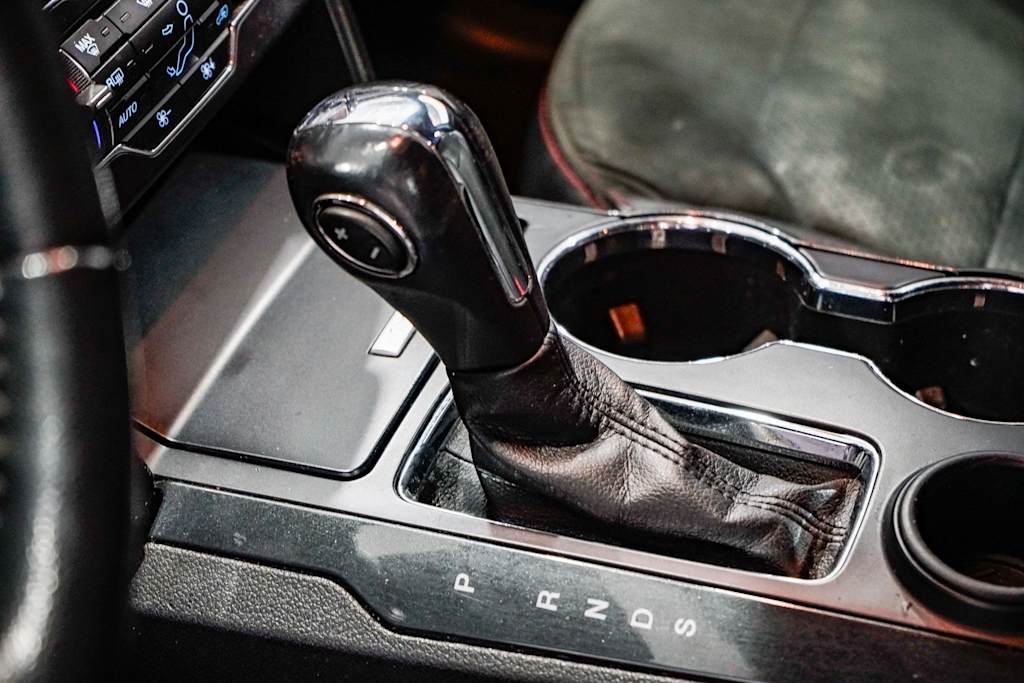 Thumbnail: 2019 Ford Explorer - 14