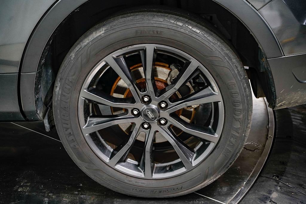 Thumbnail: 2019 Ford Explorer - 6