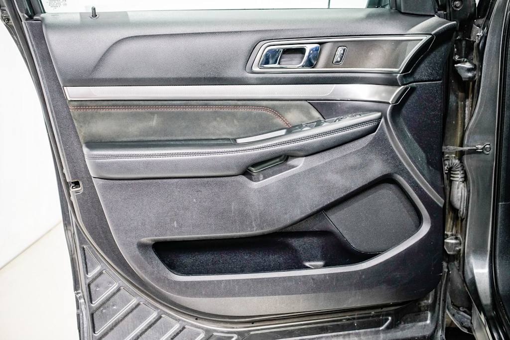 Thumbnail: 2019 Ford Explorer - 24