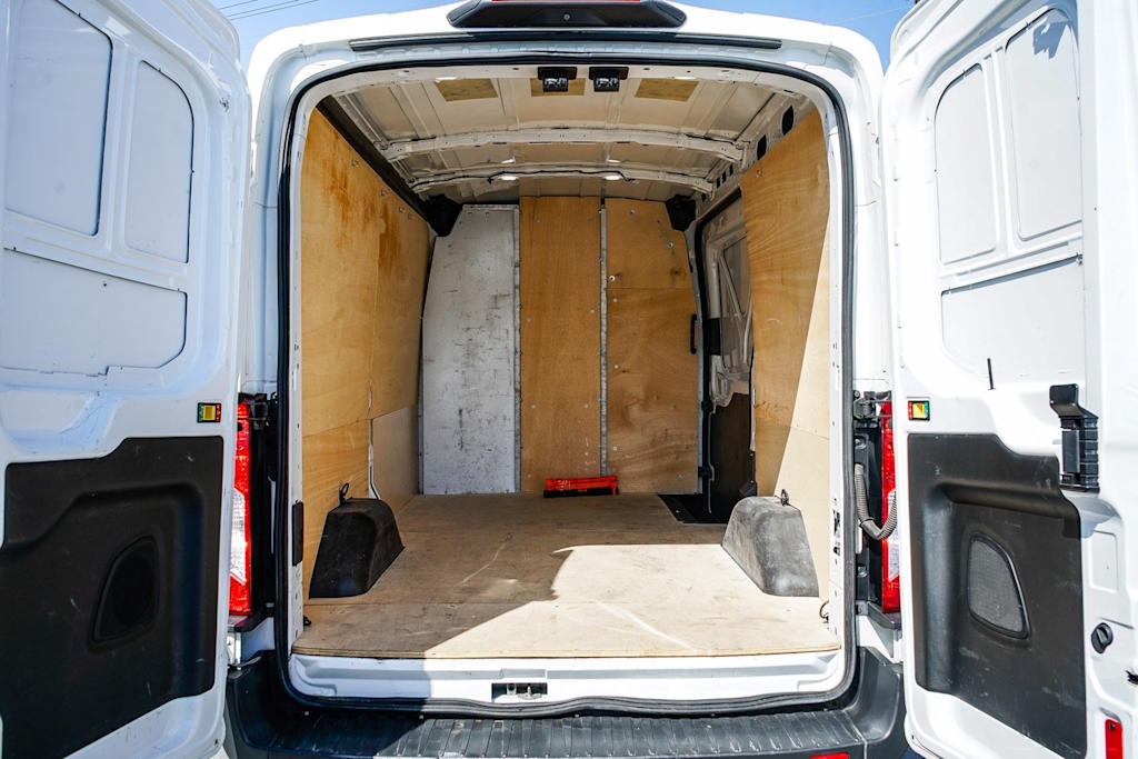 Thumbnail: 2018 Ford Transit Series - 10