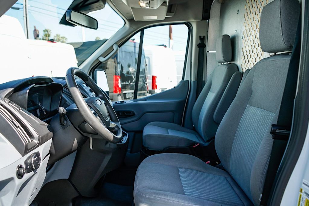 Thumbnail: 2018 Ford Transit Series - 9