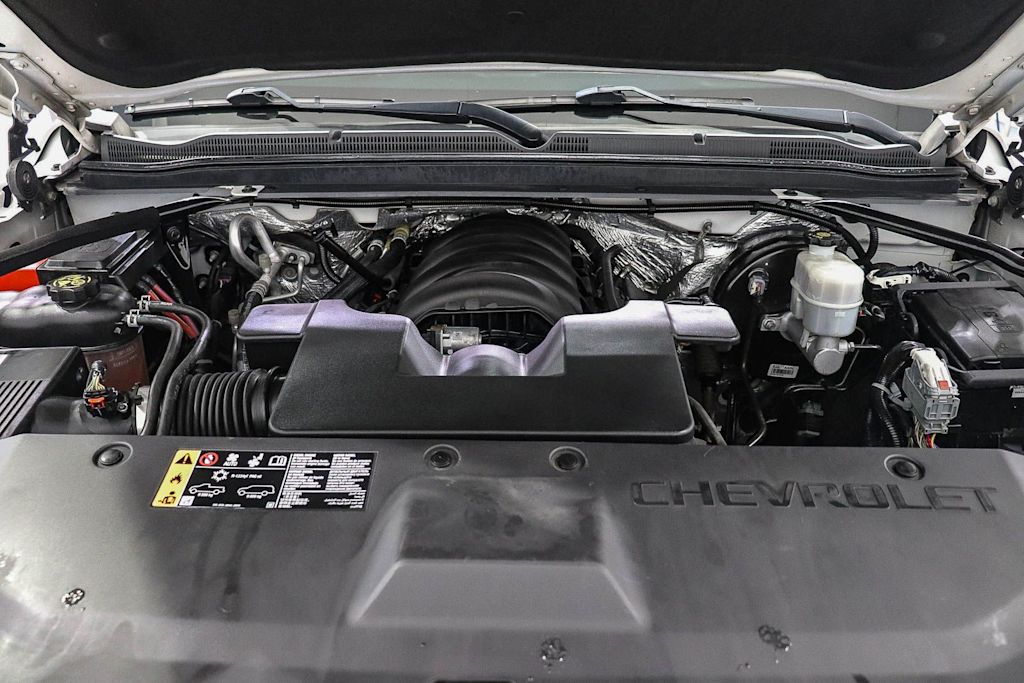 Thumbnail: 2017 Chevrolet Tahoe - 7